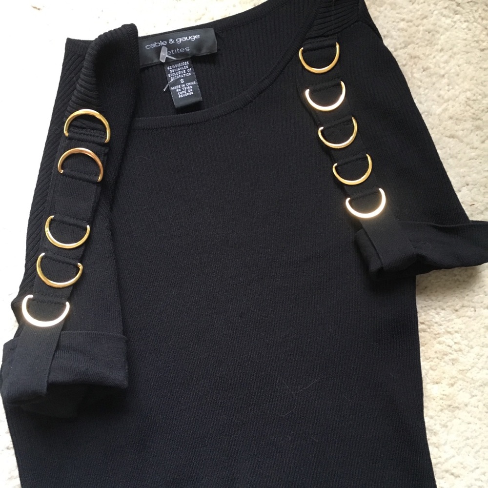 SOLD///Black out fit/jeans & sweater